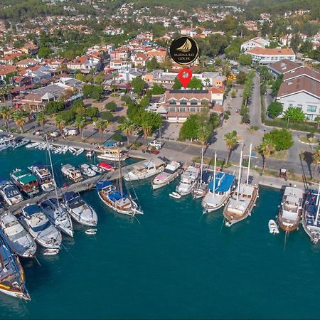 Hotel Marina Bay Goecek Esterno foto